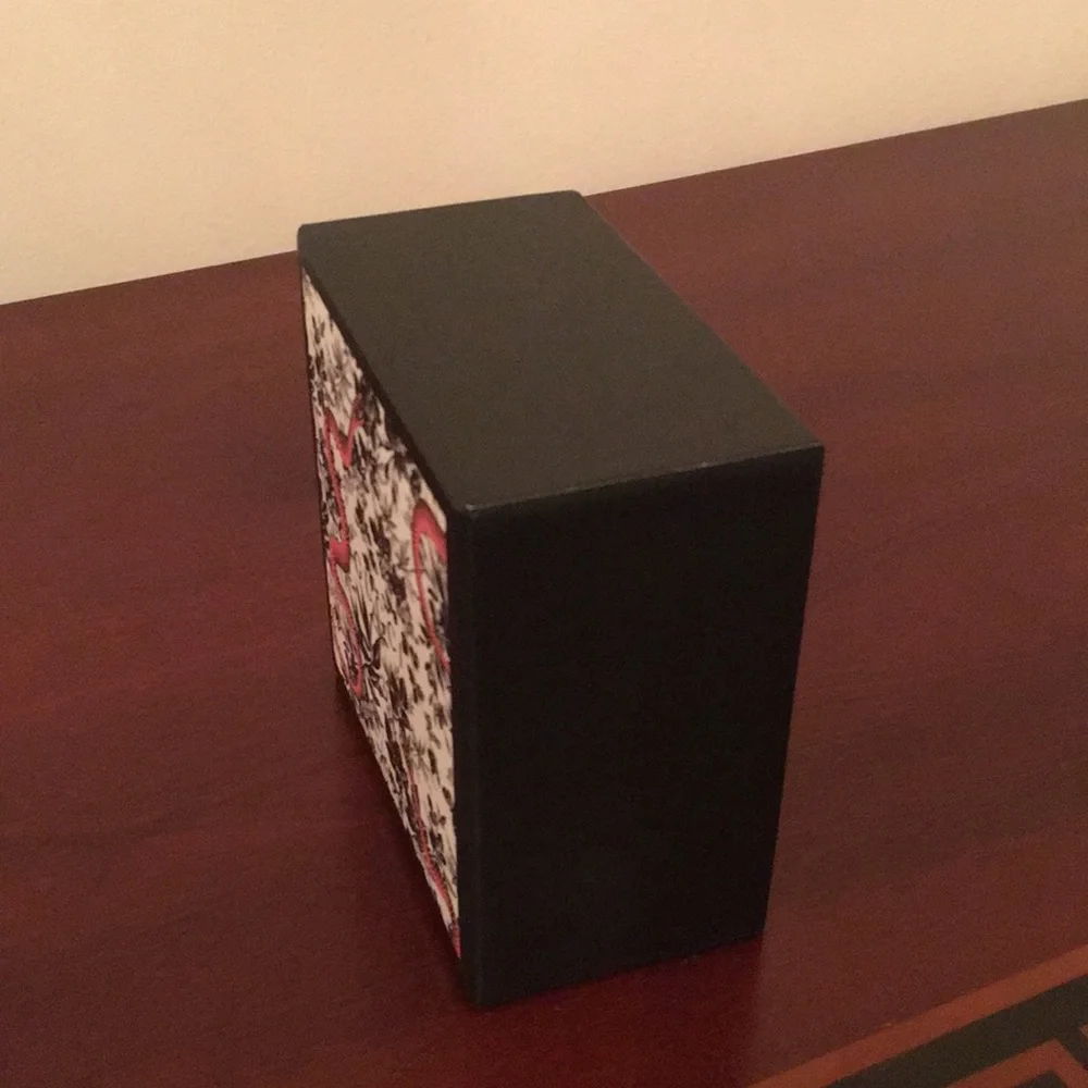 Gucci jewelry accessory box and pouch - Picture 6 of 11